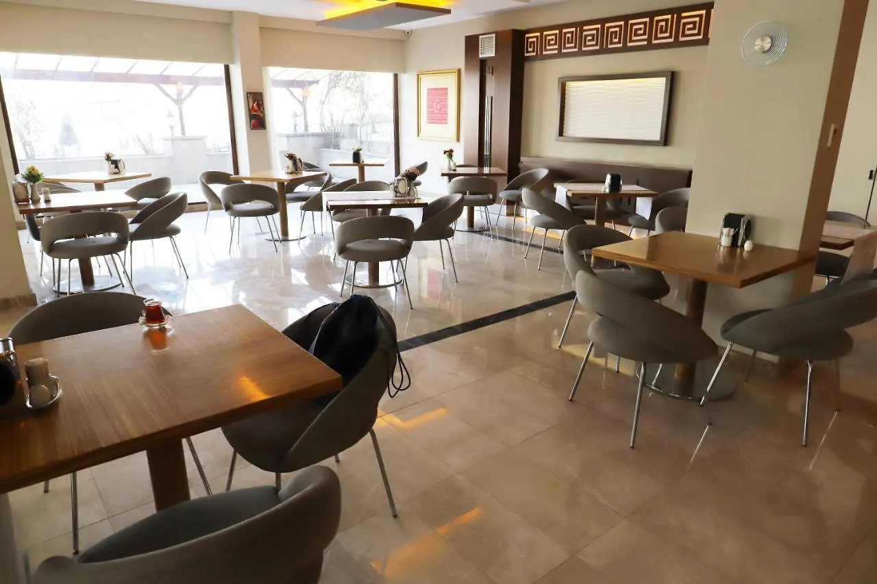 Hitit Otel Ankara 3*,